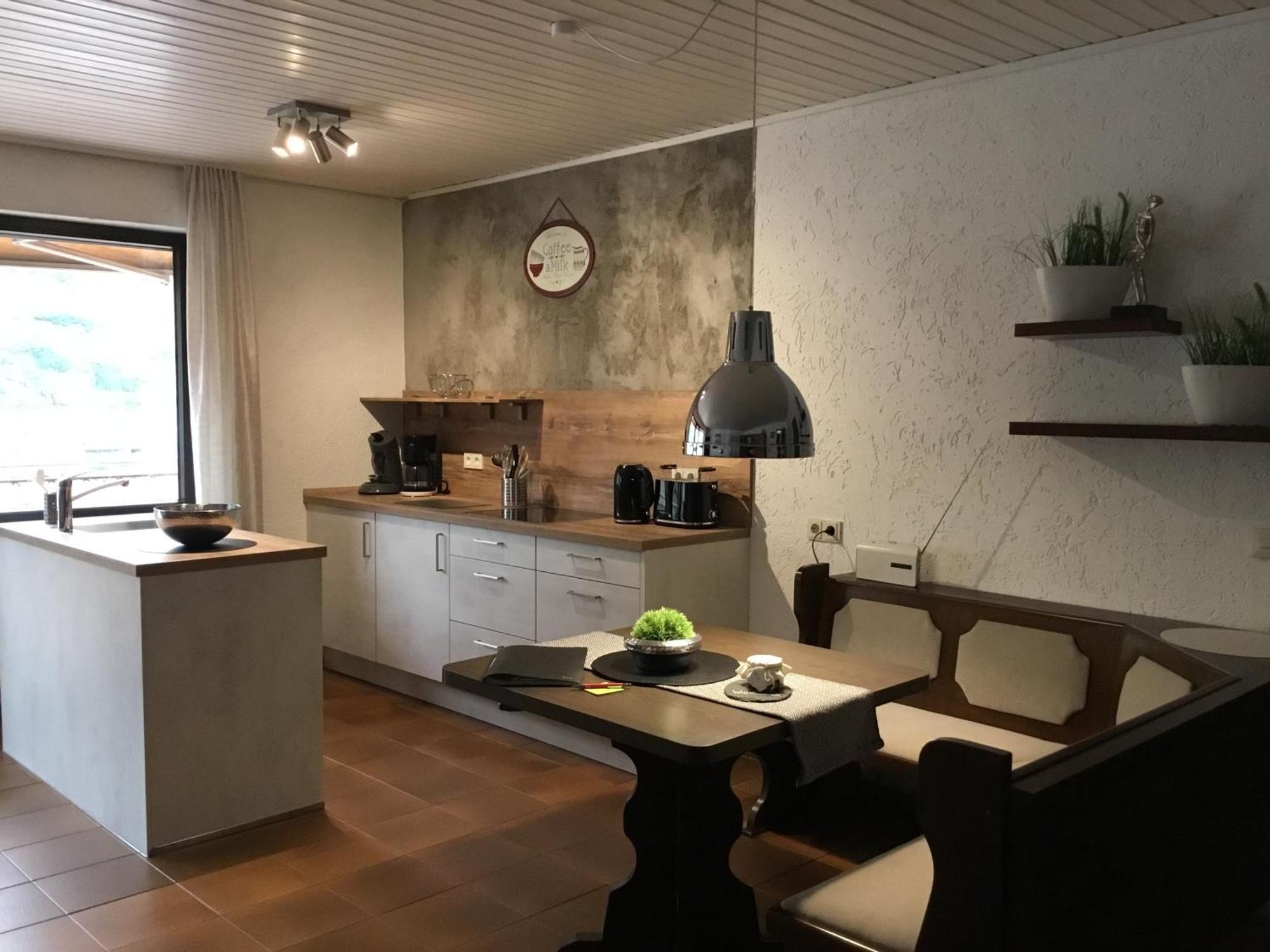 Mosel-Appartements Nehren Целль-ан-дер-Мозель Экстерьер фото